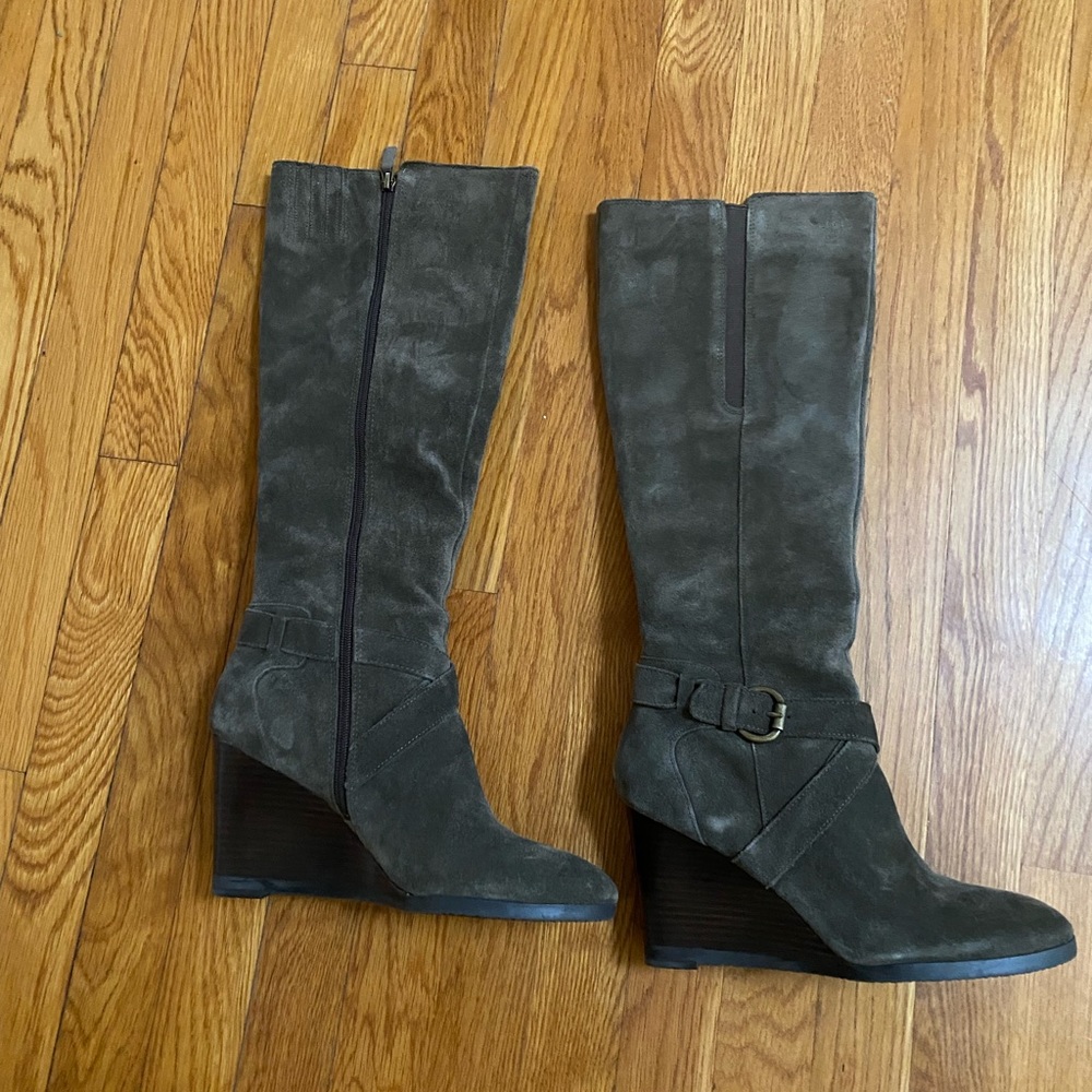 Franco Sarto grey suede boots